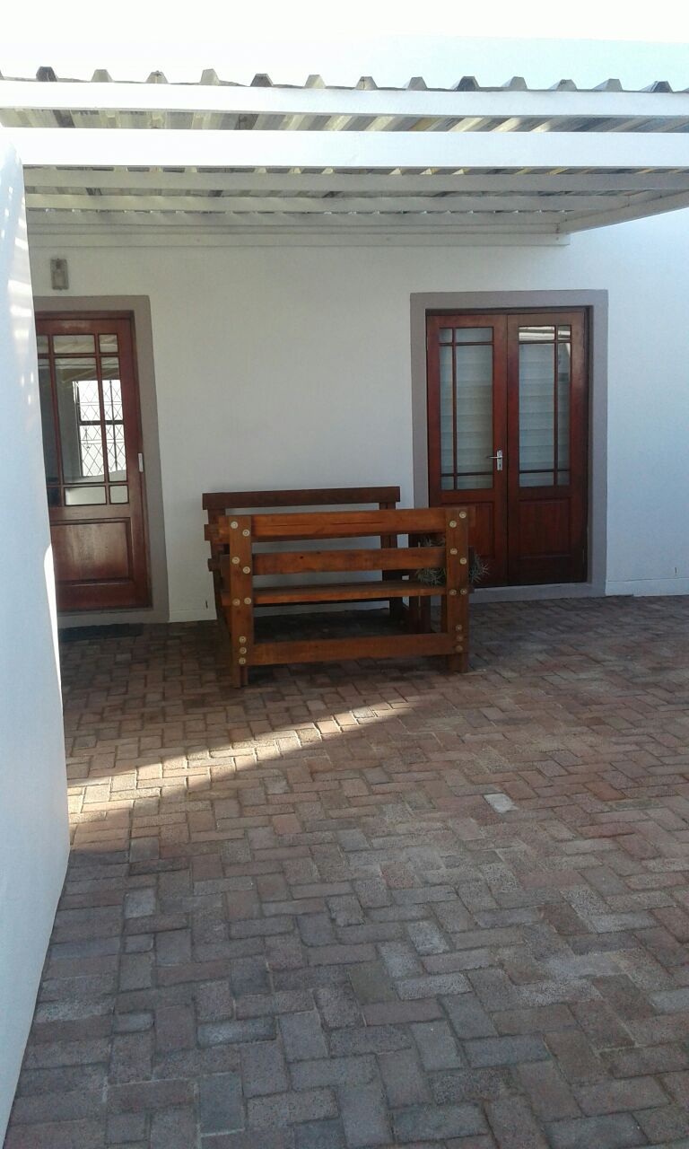 3 Bedroom Property for Sale in Skiathos Western Cape